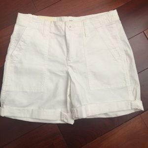 🔴SALE! NWT GAP Girlfriend Chino Shorts